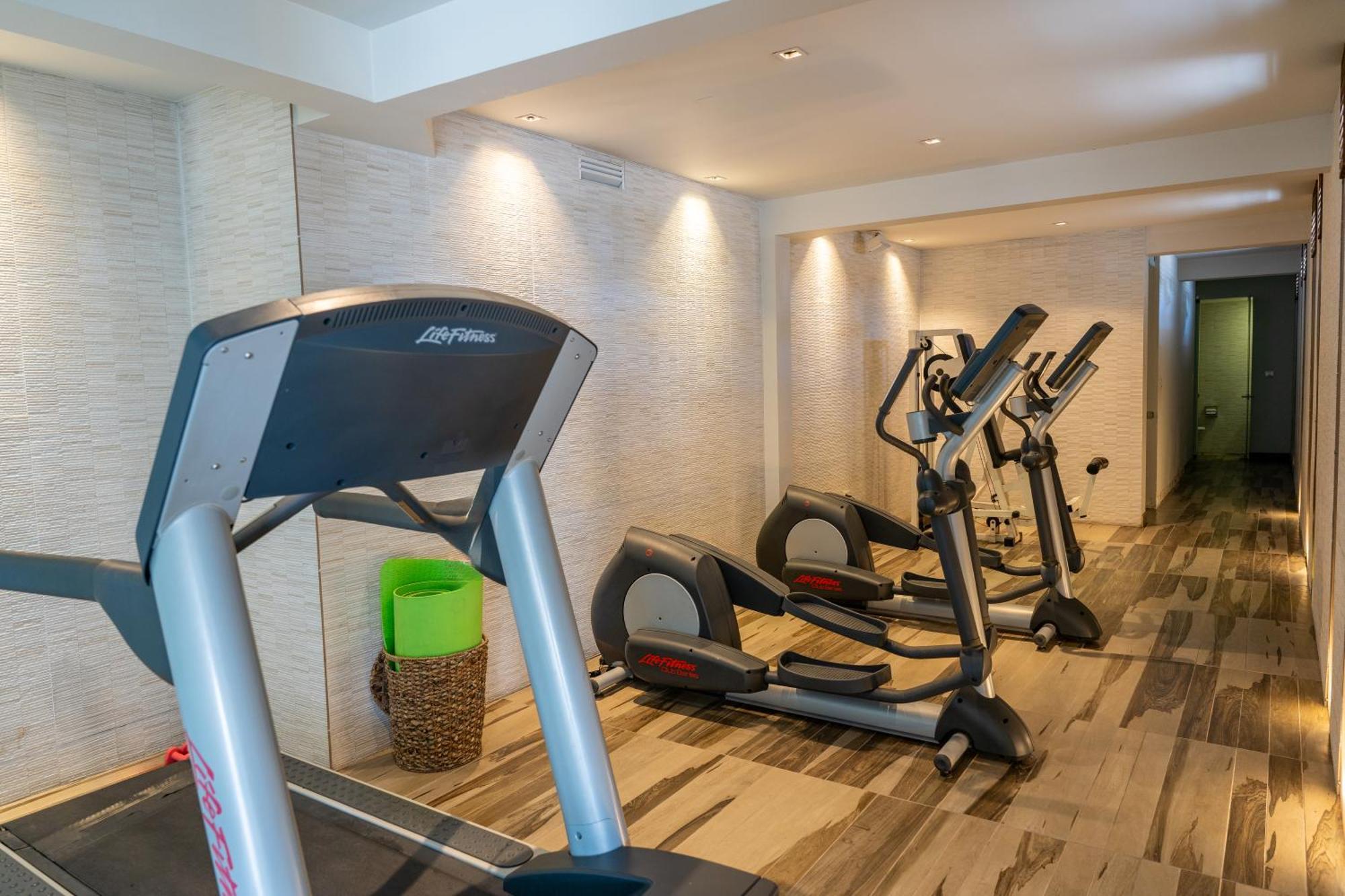 Terrado Suites Ікіке Екстер'єр фото