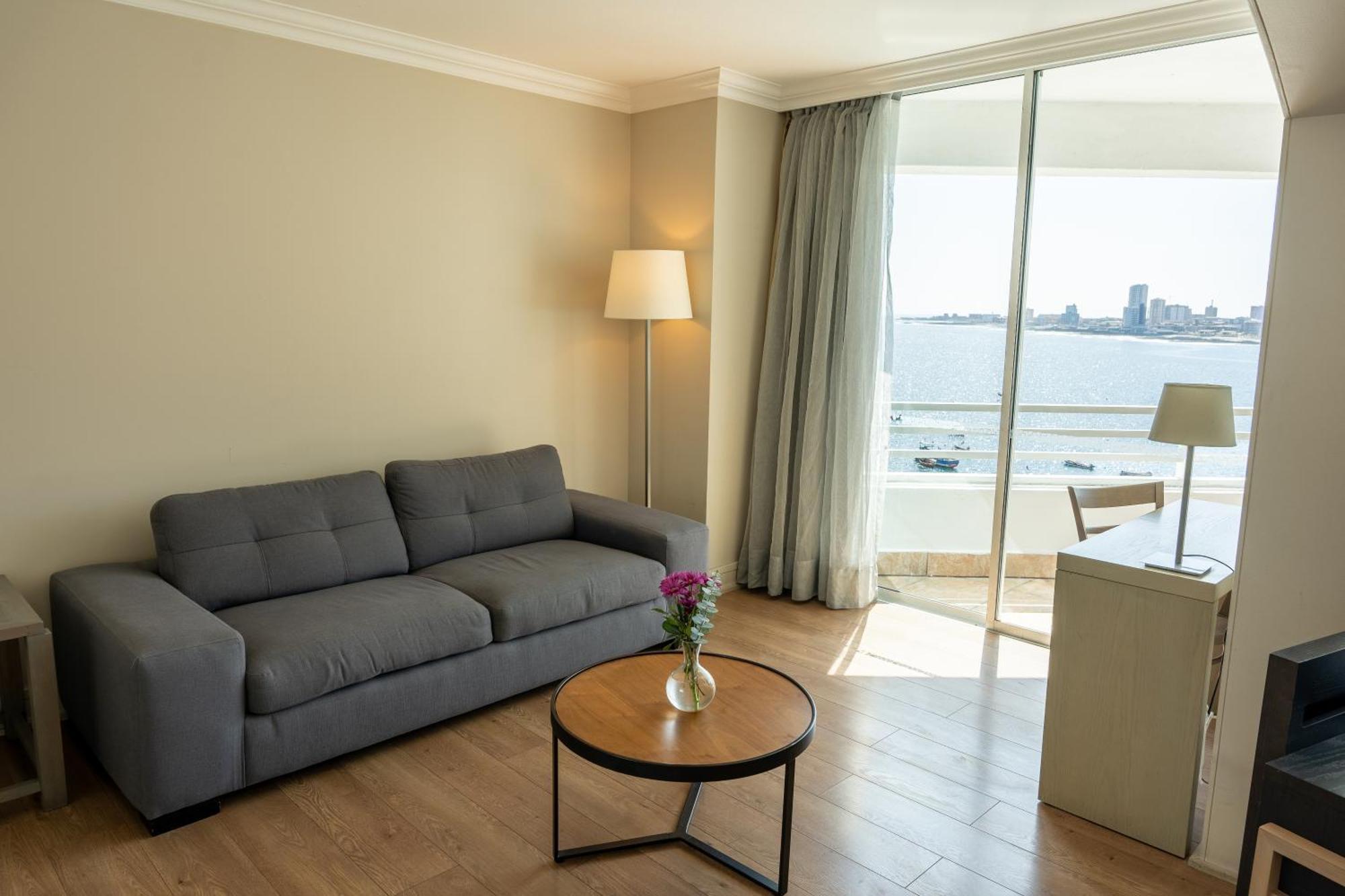 Terrado Suites Ікіке Екстер'єр фото